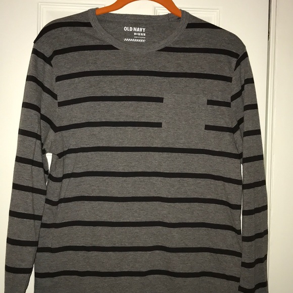 Men’s old Navy shirt - Picture 1 of 3